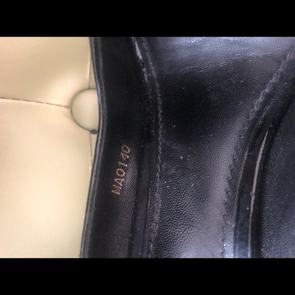 Louis Vuitton Sandals - Picture 6 of 8